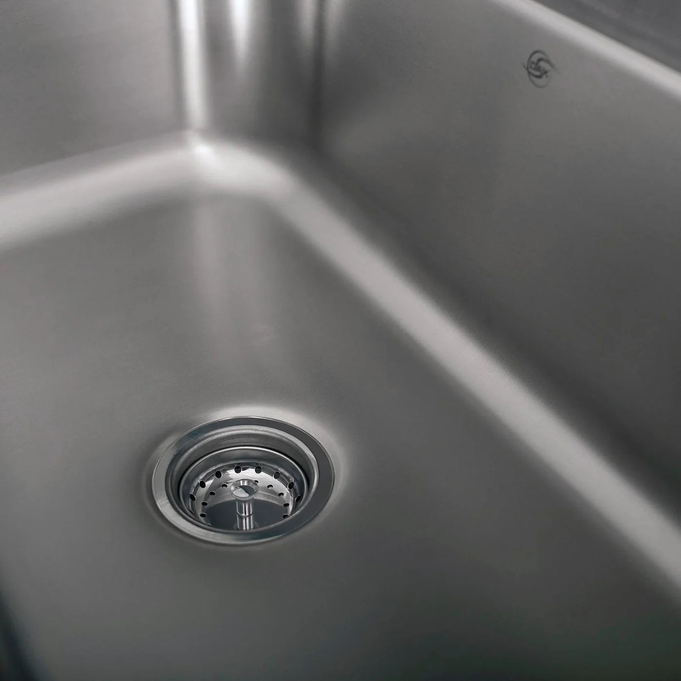 DAX Stainless Steel Undermount Single Bowl Kitchen Sink KA-3018