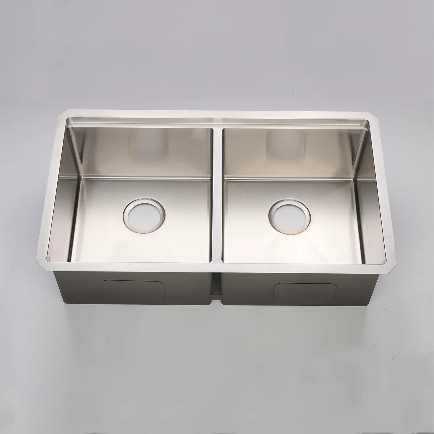 DAX Workstation Double Bowl Undermount Kitchen Sink 32 x 19 - R10 - 18G. Accessories Included